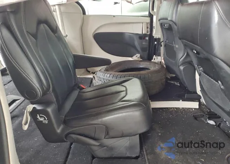 2023 Chrysler Pacifica Touring L z USA, uszkodzony, nr VIN 2C4RC1BG3PR549299